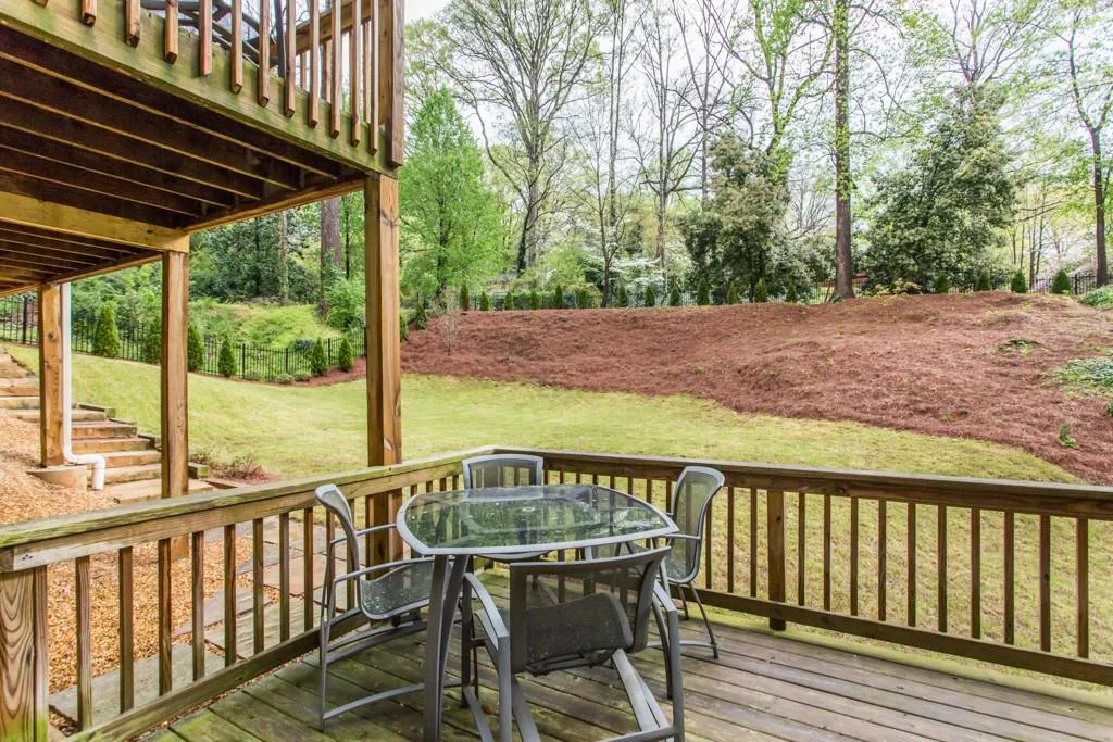 304 Forest Valley Court, Sandy Springs, Georgia 30342, 5 Bedrooms Bedrooms, ,5 BathroomsBathrooms,Residential,Sold,304 Forest Valley Court,5673296