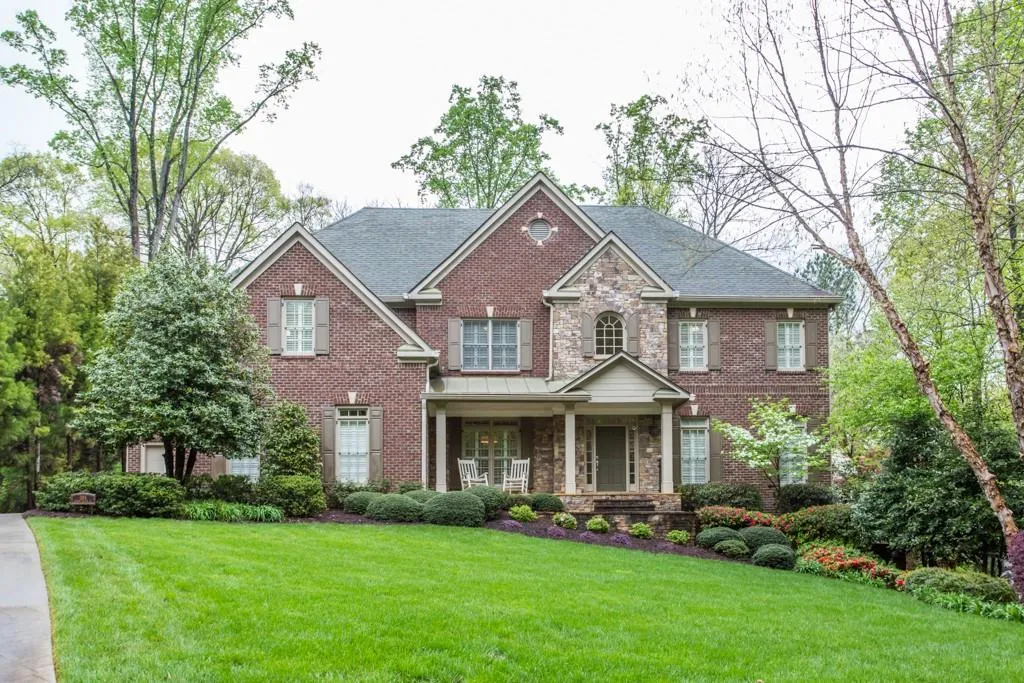 304 Forest Valley Court, Sandy Springs, Georgia 30342, 5 Bedrooms Bedrooms, ,5 BathroomsBathrooms,Residential,Sold,304 Forest Valley Court,5673296