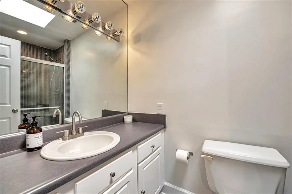 346 Carpenter Drive Unit 51, Atlanta, Georgia 30328, 2 Bedrooms Bedrooms, ,2 BathroomsBathrooms,Residential,Sold,346 Carpenter Drive Unit 51,7124593