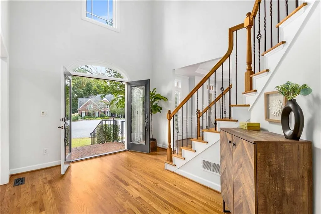 1120 Whitehall Pointe, Sandy Springs, Georgia 30338, 5 Bedrooms Bedrooms, ,4 BathroomsBathrooms,Residential,For Sale,1120 Whitehall Pointe,7650035 1120 Whitehall Pointe, Sandy Springs, Georgia 30338, 5 Bedrooms Bedrooms, ,4 BathroomsBathrooms,Residential,For Sale,1120 Whitehall Pointe,7650035