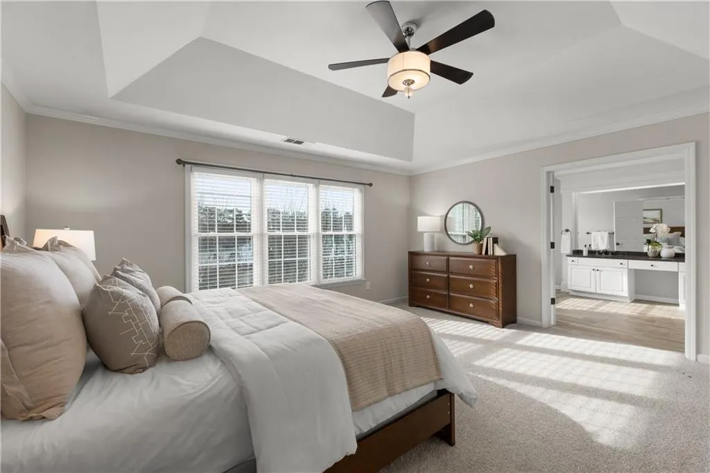 Primary Suite up