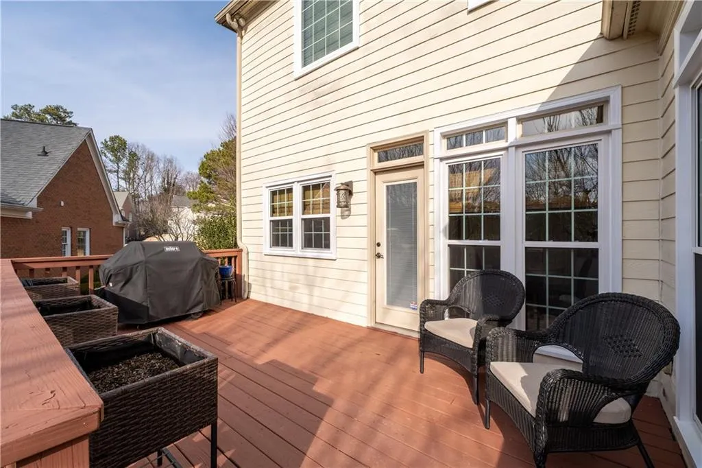 110 Smithdun Lane, Atlanta, Georgia 30350, 6 Bedrooms Bedrooms, ,3 BathroomsBathrooms,Residential,Sold,110 Smithdun Lane,7517133