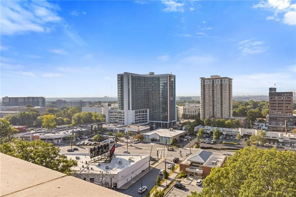 3180 Mathieson Drive Ne Unit 1401, Atlanta, Georgia 30305, 2 Bedrooms Bedrooms, ,2 BathroomsBathrooms,Residential,For Sale,3180 Mathieson Drive Ne Unit 1401,7647617