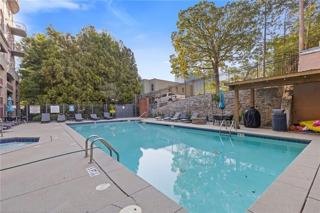 3180 Mathieson Drive Ne Unit 1401, Atlanta, Georgia 30305, 2 Bedrooms Bedrooms, ,2 BathroomsBathrooms,Residential,For Sale,3180 Mathieson Drive Ne Unit 1401,7647617