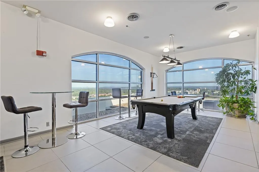 3180 Mathieson Drive Ne Unit 1401, Atlanta, Georgia 30305, 2 Bedrooms Bedrooms, ,2 BathroomsBathrooms,Residential,For Sale,3180 Mathieson Drive Ne Unit 1401,7647617