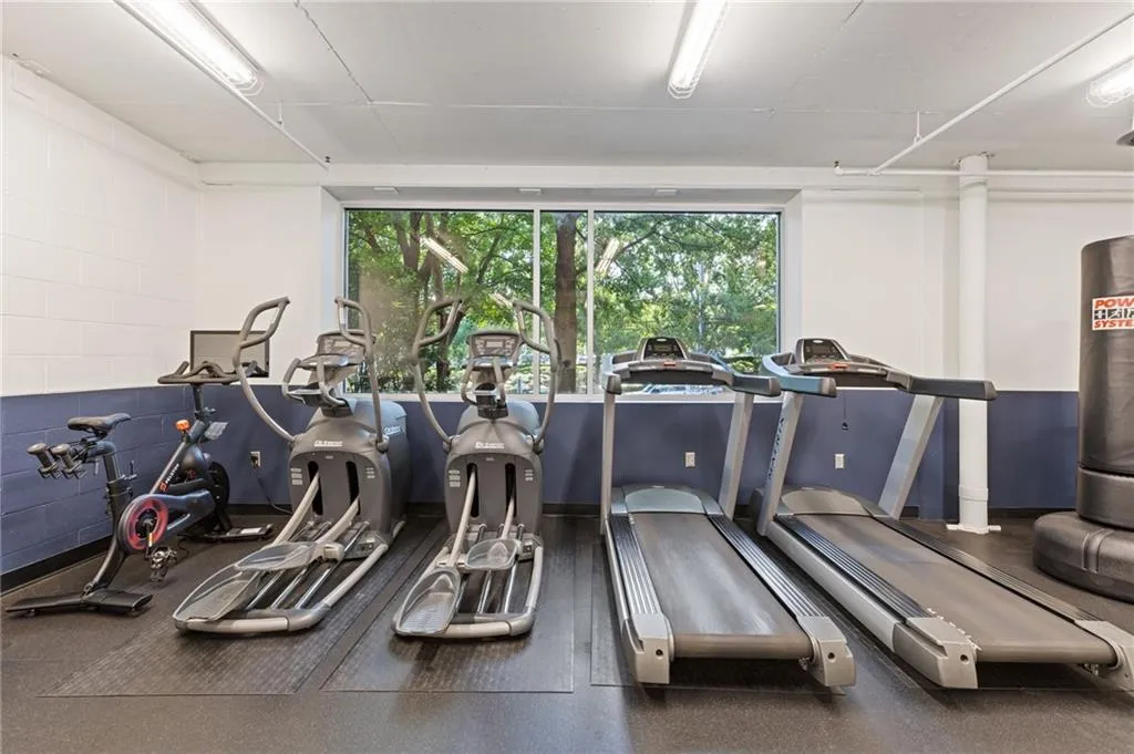 3180 Mathieson Drive Ne Unit 1401, Atlanta, Georgia 30305, 2 Bedrooms Bedrooms, ,2 BathroomsBathrooms,Residential,For Sale,3180 Mathieson Drive Ne Unit 1401,7647617