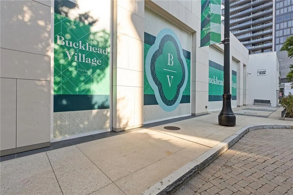 3180 Mathieson Drive Ne Unit 1401, Atlanta, Georgia 30305, 2 Bedrooms Bedrooms, ,2 BathroomsBathrooms,Residential,For Sale,3180 Mathieson Drive Ne Unit 1401,7647617