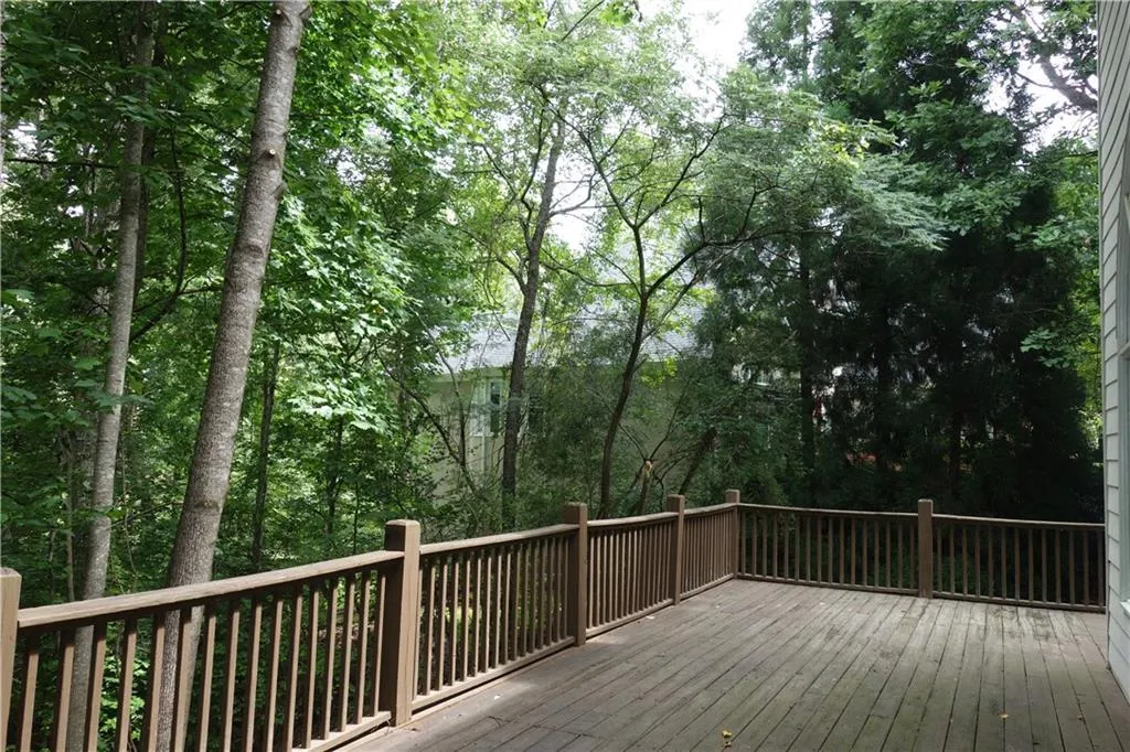 420 Ivy Hall Drive, Sandy Springs, Georgia 30350, 4 Bedrooms Bedrooms, ,3 BathroomsBathrooms,Residential,Sold,420 Ivy Hall Drive,6924452