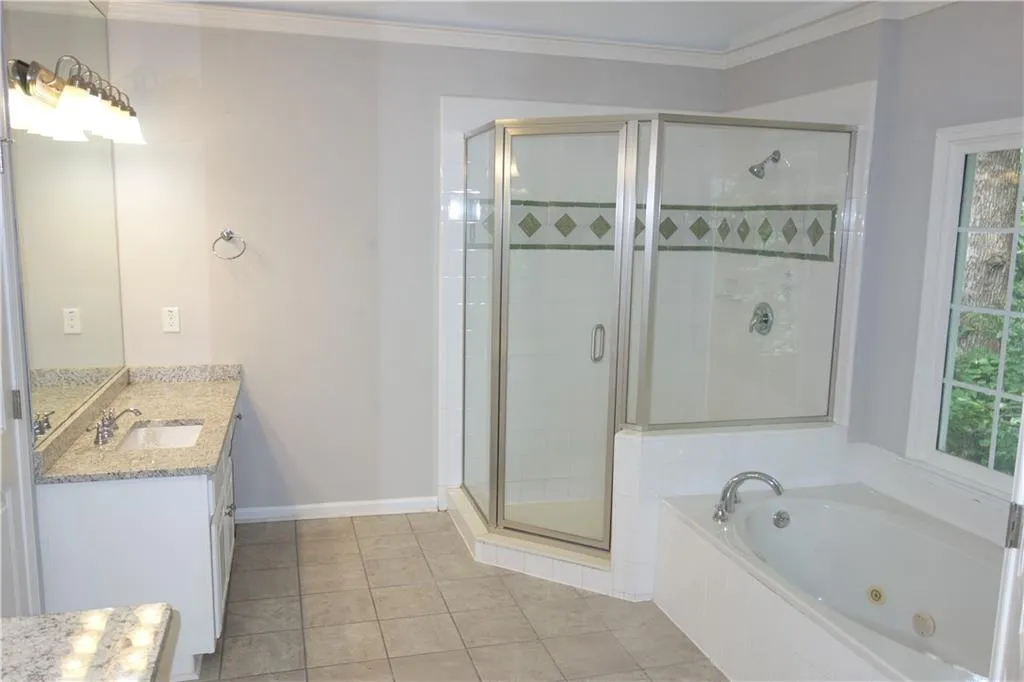 420 Ivy Hall Drive, Sandy Springs, Georgia 30350, 4 Bedrooms Bedrooms, ,3 BathroomsBathrooms,Residential,Sold,420 Ivy Hall Drive,6924452