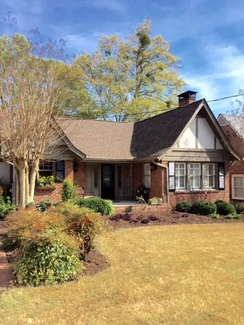 258 E Wesley Road Ne, Atlanta, Georgia 30305, 3 Bedrooms Bedrooms, ,2 BathroomsBathrooms,Residential,Sold,258 E Wesley Road Ne,5668403