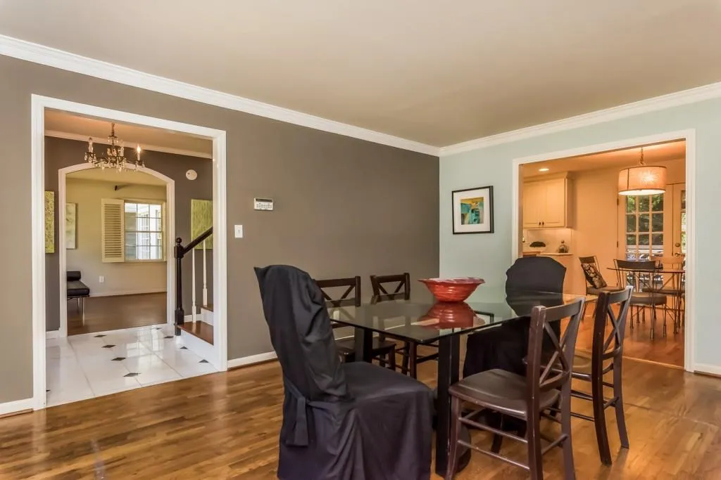 630 Bridgewater Drive, Sandy Springs, Georgia 30328, 5 Bedrooms Bedrooms, ,4 BathroomsBathrooms,Residential,Sold,630 Bridgewater Drive,5762782