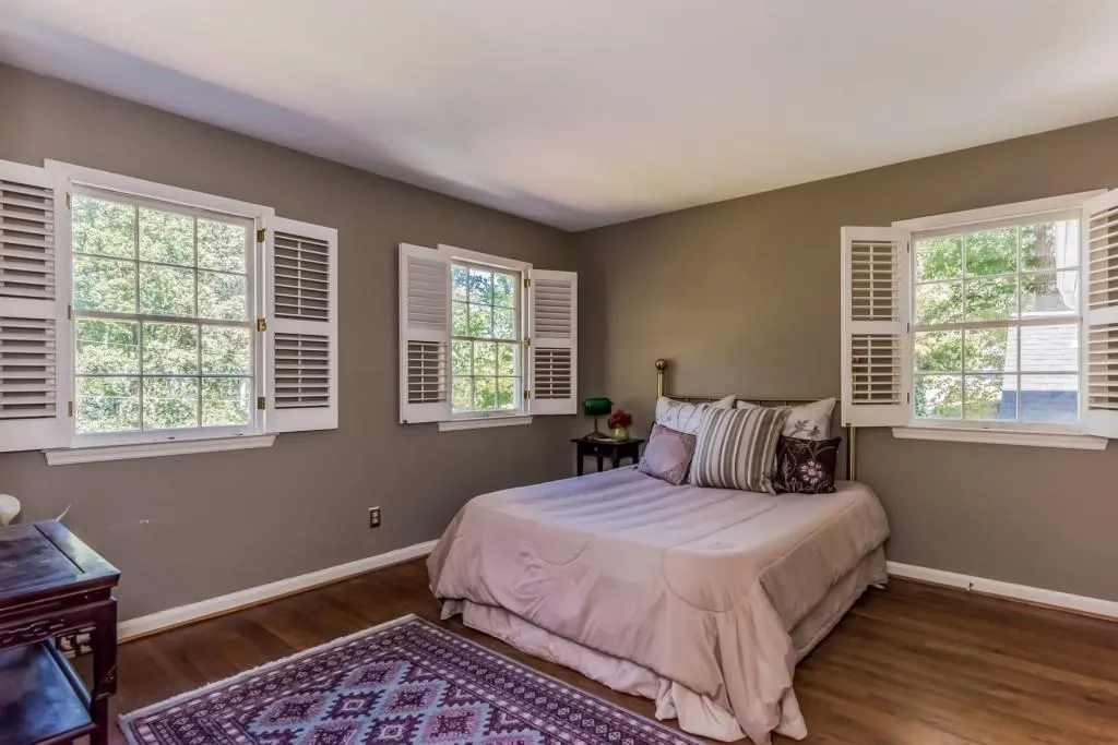 630 Bridgewater Drive, Sandy Springs, Georgia 30328, 5 Bedrooms Bedrooms, ,4 BathroomsBathrooms,Residential,Sold,630 Bridgewater Drive,5762782