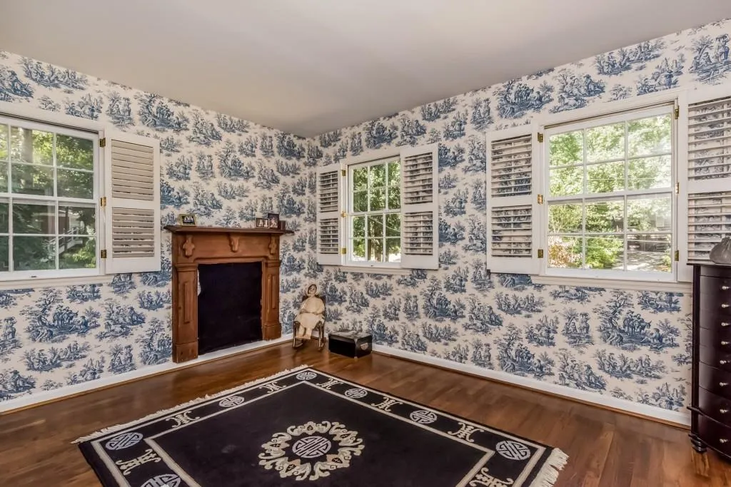 630 Bridgewater Drive, Sandy Springs, Georgia 30328, 5 Bedrooms Bedrooms, ,4 BathroomsBathrooms,Residential,Sold,630 Bridgewater Drive,5762782