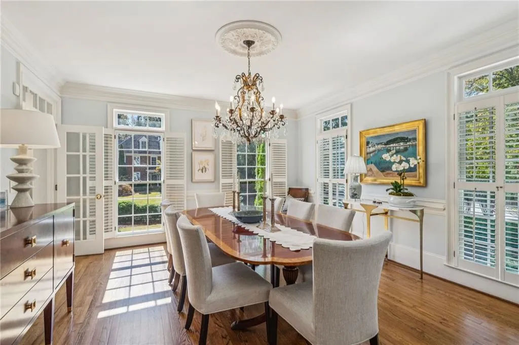 4550 E Brookhaven Drive Ne, Brookhaven, Georgia 30319, 4 Bedrooms Bedrooms, ,3 BathroomsBathrooms,Residential,For Sale,4550 E Brookhaven Drive Ne,7665587