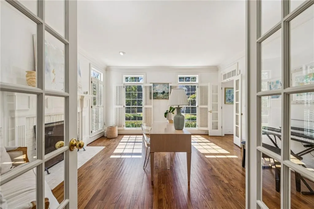 4550 E Brookhaven Drive Ne, Brookhaven, Georgia 30319, 4 Bedrooms Bedrooms, ,3 BathroomsBathrooms,Residential,For Sale,4550 E Brookhaven Drive Ne,7665587