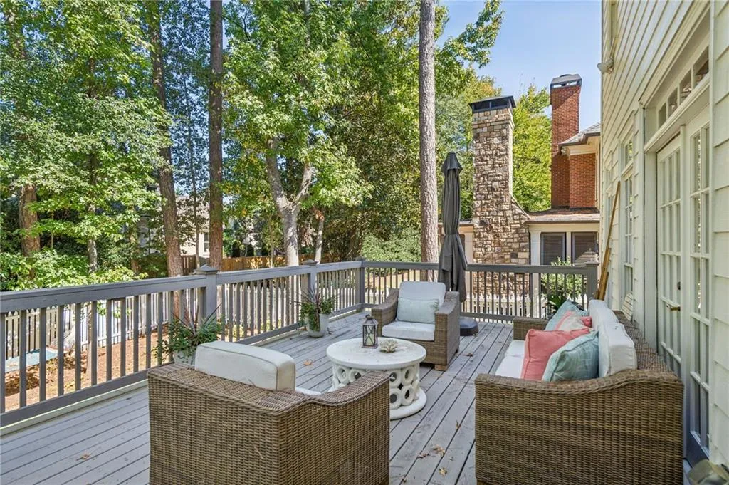 4550 E Brookhaven Drive Ne, Brookhaven, Georgia 30319, 4 Bedrooms Bedrooms, ,3 BathroomsBathrooms,Residential,For Sale,4550 E Brookhaven Drive Ne,7665587