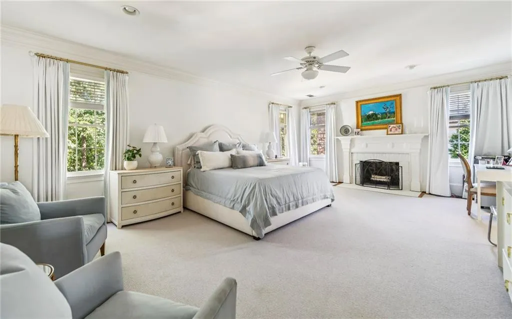 4550 E Brookhaven Drive Ne, Brookhaven, Georgia 30319, 4 Bedrooms Bedrooms, ,3 BathroomsBathrooms,Residential,For Sale,4550 E Brookhaven Drive Ne,7665587