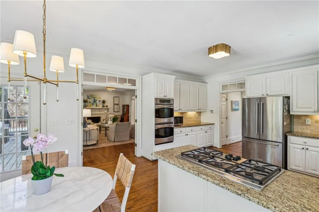 4550 E Brookhaven Drive Ne, Brookhaven, Georgia 30319, 4 Bedrooms Bedrooms, ,3 BathroomsBathrooms,Residential,For Sale,4550 E Brookhaven Drive Ne,7665587