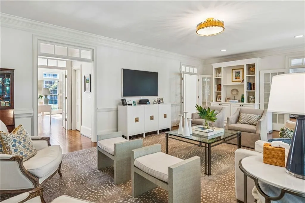 4550 E Brookhaven Drive Ne, Brookhaven, Georgia 30319, 4 Bedrooms Bedrooms, ,3 BathroomsBathrooms,Residential,For Sale,4550 E Brookhaven Drive Ne,7665587