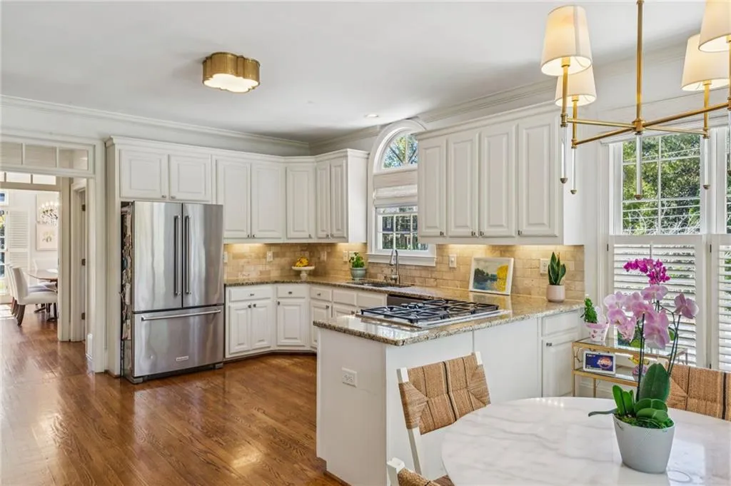 4550 E Brookhaven Drive Ne, Brookhaven, Georgia 30319, 4 Bedrooms Bedrooms, ,3 BathroomsBathrooms,Residential,For Sale,4550 E Brookhaven Drive Ne,7665587