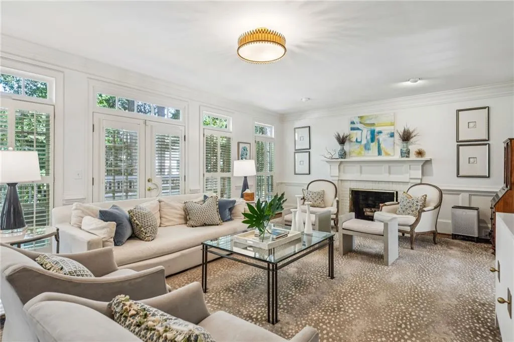 4550 E Brookhaven Drive Ne, Brookhaven, Georgia 30319, 4 Bedrooms Bedrooms, ,3 BathroomsBathrooms,Residential,For Sale,4550 E Brookhaven Drive Ne,7665587