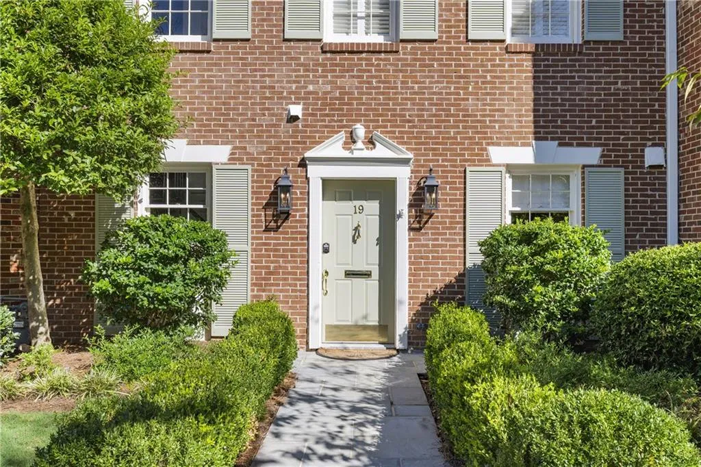 3050 Margaret Mitchell Drive Nw Unit 19, Atlanta, Georgia 30327, 3 Bedrooms Bedrooms, 0 ,3 BathroomsBathrooms,Residential,Sold,3050 Margaret Mitchell Drive Nw Unit 19,7685354