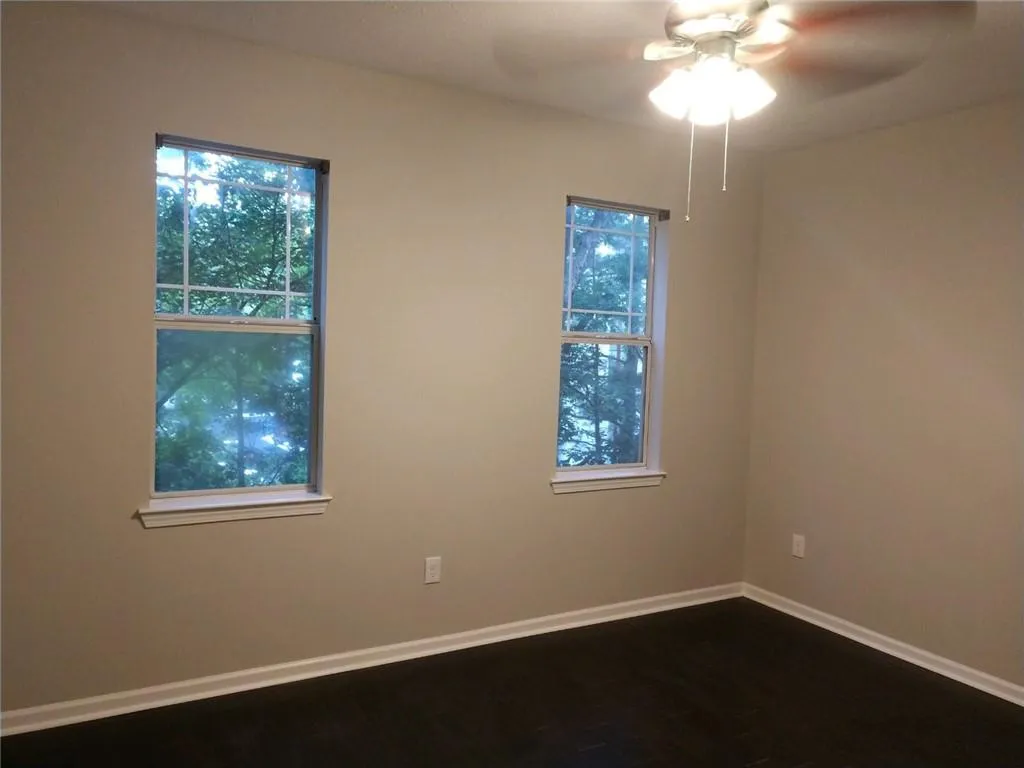 5559 Glenridge Drive Unit 1304, Sandy Springs, Georgia 30342, 1 Bedroom Bedrooms, ,1 BathroomBathrooms,Residential,Sold,5559 Glenridge Drive Unit 1304,6572137