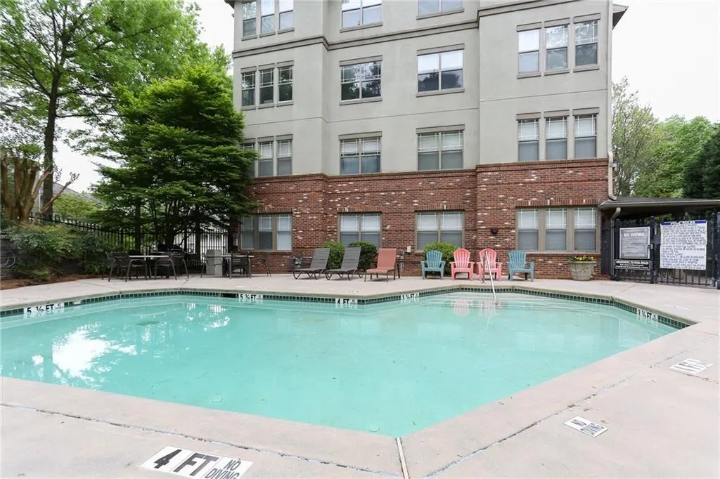 5559 Glenridge Drive Unit 1304, Sandy Springs, Georgia 30342, 1 Bedroom Bedrooms, ,1 BathroomBathrooms,Residential,Sold,5559 Glenridge Drive Unit 1304,6572137