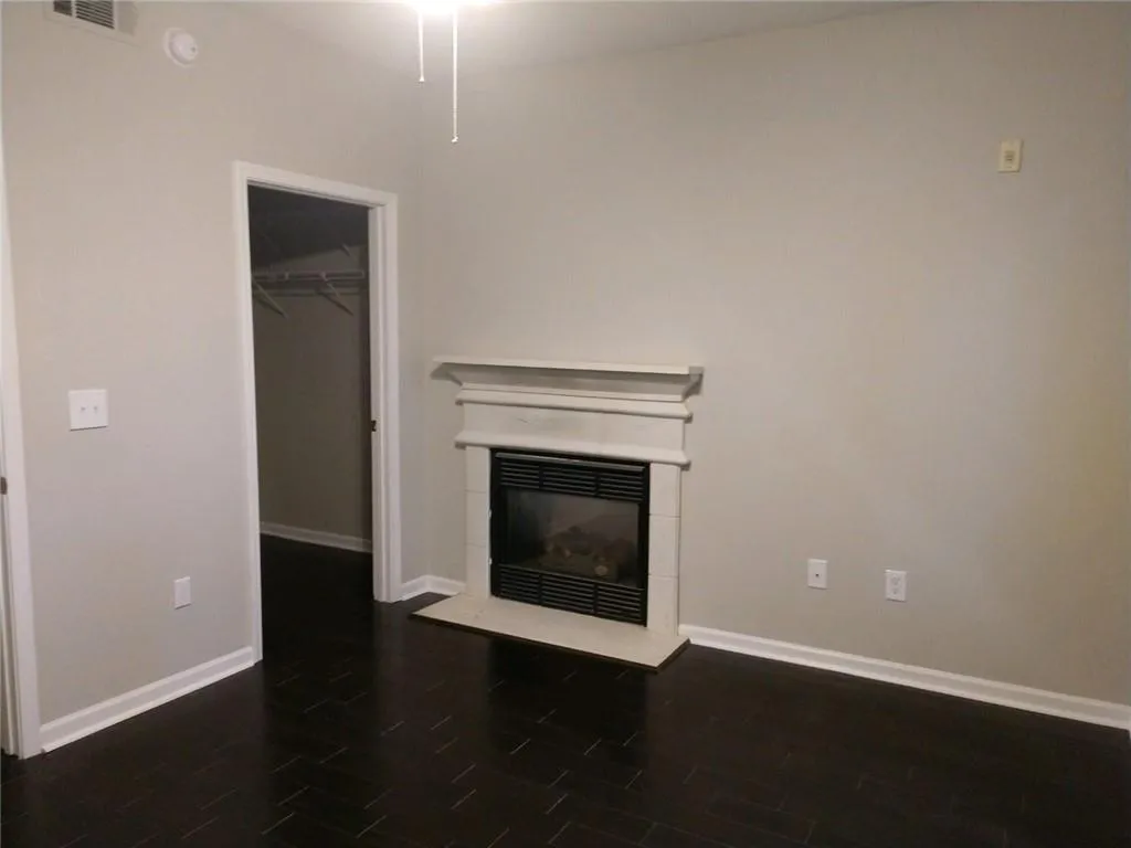 5559 Glenridge Drive Unit 1304, Sandy Springs, Georgia 30342, 1 Bedroom Bedrooms, ,1 BathroomBathrooms,Residential,Sold,5559 Glenridge Drive Unit 1304,6572137