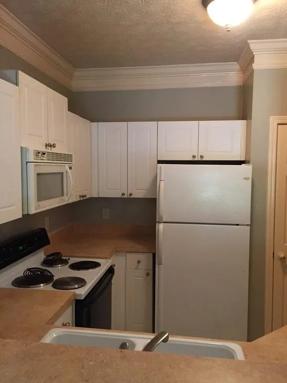 5559 Glenridge Drive Unit 1107, Sandy Springs, Georgia 30342, 1 Bedroom Bedrooms, ,1 BathroomBathrooms,Residential,Sold,5559 Glenridge Drive Unit 1107,6599609