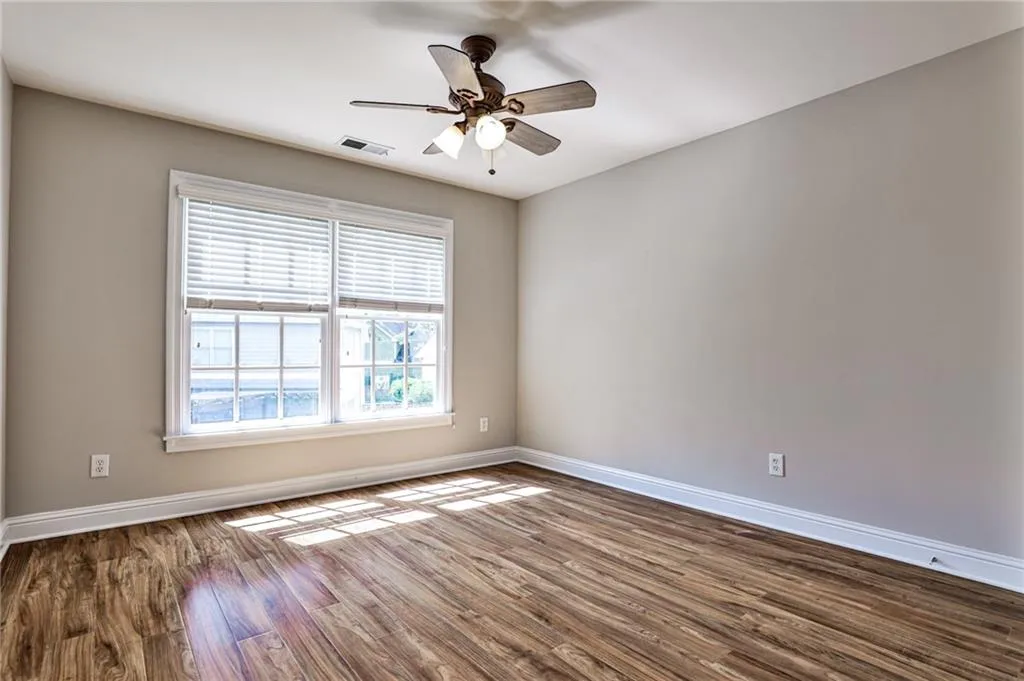 2204 Parkview Run Nw, Atlanta, Georgia 30318, 3 Bedrooms Bedrooms, ,2 BathroomsBathrooms,Residential,For Sale,2204 Parkview Run Nw,7638328