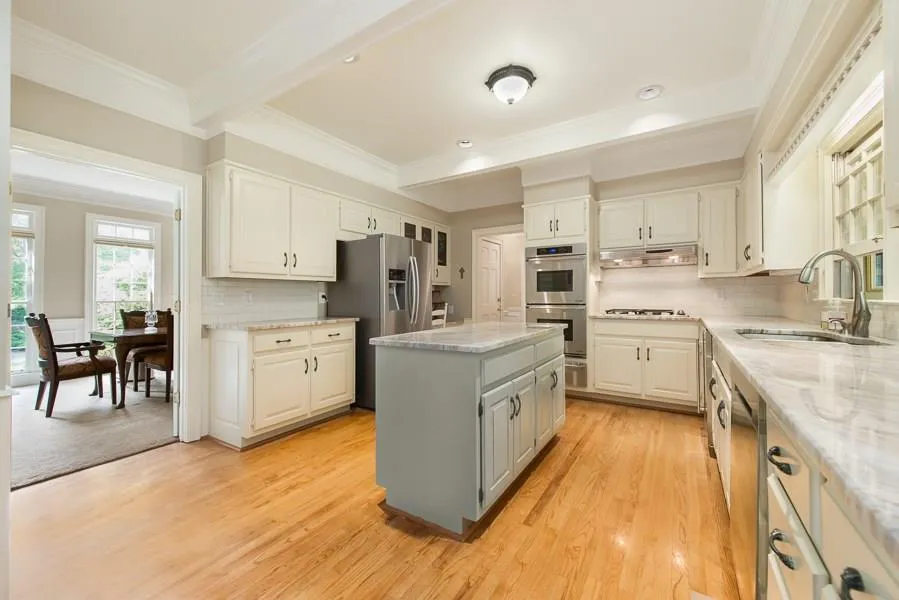 335 Quiet Water Lane, Sandy Springs, Georgia 30350, 5 Bedrooms Bedrooms, ,4 BathroomsBathrooms,Residential,Sold,335 Quiet Water Lane,5691087
