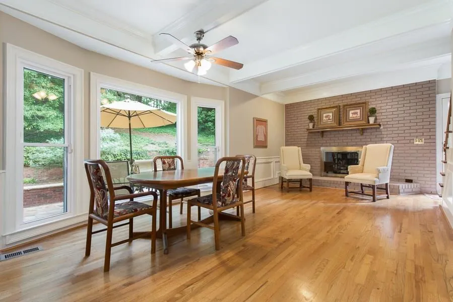 335 Quiet Water Lane, Sandy Springs, Georgia 30350, 5 Bedrooms Bedrooms, ,4 BathroomsBathrooms,Residential,Sold,335 Quiet Water Lane,5691087