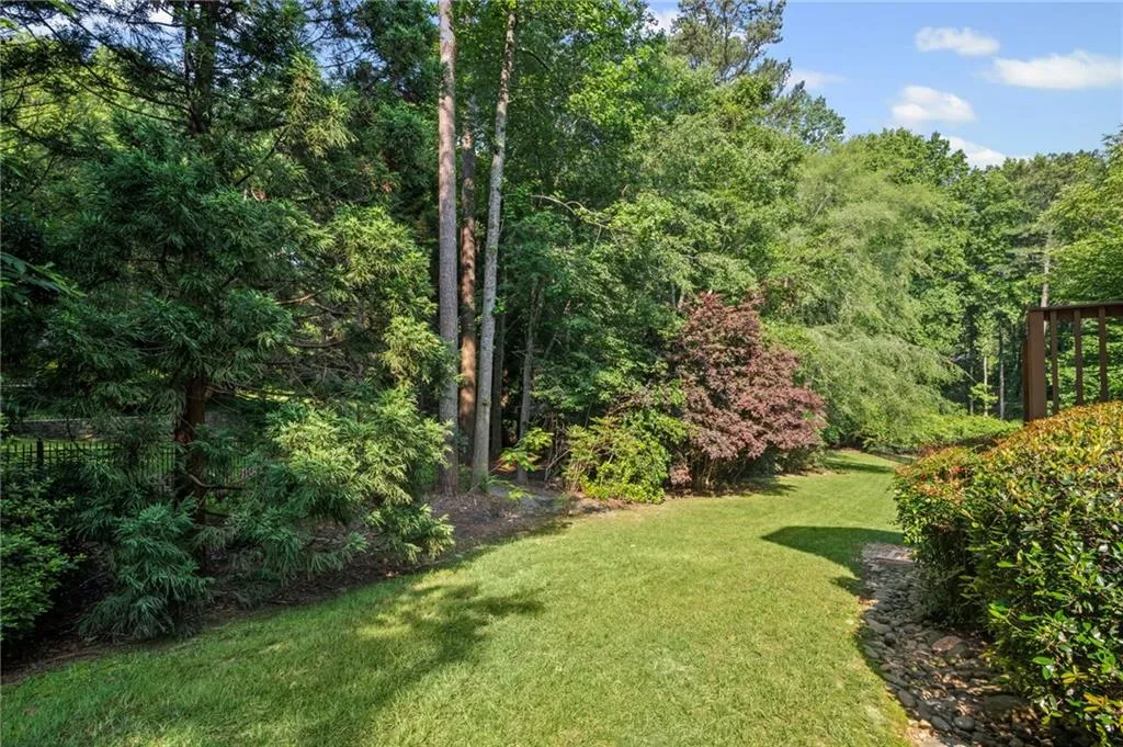 1.5+ acre lot