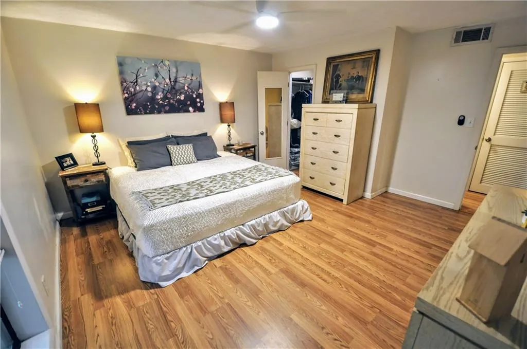 504 River Run Drive, Sandy Springs, Georgia 30350, 2 Bedrooms Bedrooms, ,1 BathroomBathrooms,Residential,Sold,504 River Run Drive,6902505