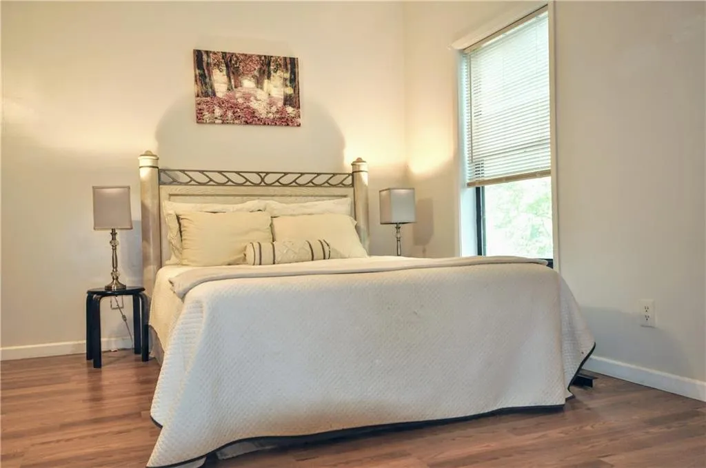 504 River Run Drive, Sandy Springs, Georgia 30350, 2 Bedrooms Bedrooms, ,1 BathroomBathrooms,Residential,Sold,504 River Run Drive,6902505