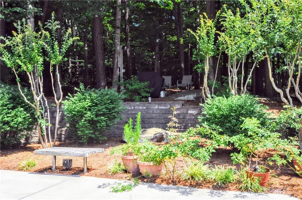 504 River Run Drive, Sandy Springs, Georgia 30350, 2 Bedrooms Bedrooms, ,1 BathroomBathrooms,Residential,Sold,504 River Run Drive,6902505