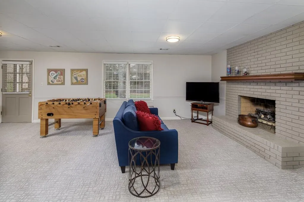 7635 Brigham Drive, Sandy Springs, Georgia 30350, 4 Bedrooms Bedrooms, ,4 BathroomsBathrooms,Residential,Sold,7635 Brigham Drive,5968521