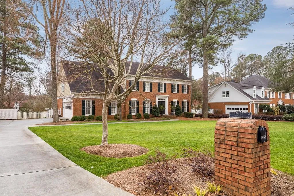 7635 Brigham Drive, Sandy Springs, Georgia 30350, 4 Bedrooms Bedrooms, ,4 BathroomsBathrooms,Residential,Sold,7635 Brigham Drive,5968521