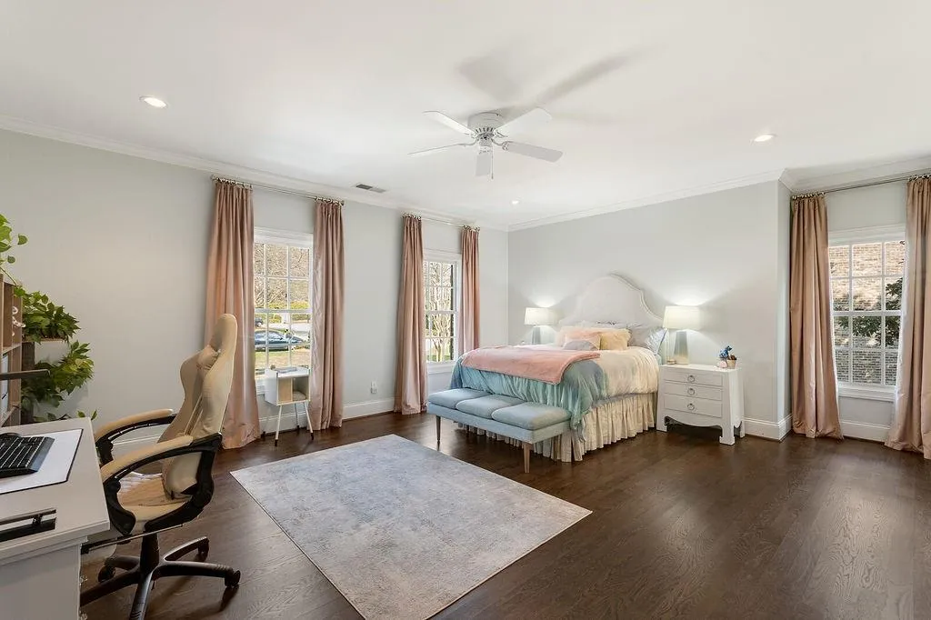 65 N Devereaux Court Nw, Atlanta, Georgia 30327, 6 Bedrooms Bedrooms, ,6 BathroomsBathrooms,Residential,Sold,65 N Devereaux Court Nw,7030837