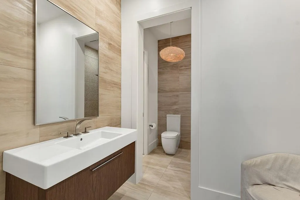 65 N Devereaux Court Nw, Atlanta, Georgia 30327, 6 Bedrooms Bedrooms, ,6 BathroomsBathrooms,Residential,Sold,65 N Devereaux Court Nw,7030837