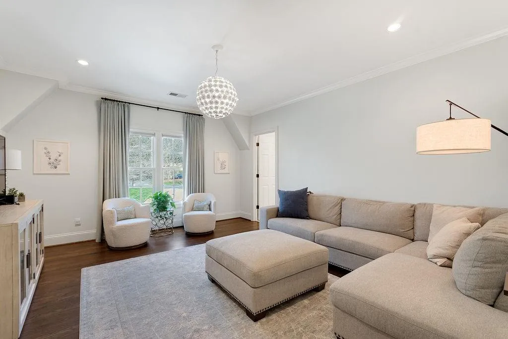 65 N Devereaux Court Nw, Atlanta, Georgia 30327, 6 Bedrooms Bedrooms, ,6 BathroomsBathrooms,Residential,Sold,65 N Devereaux Court Nw,7030837