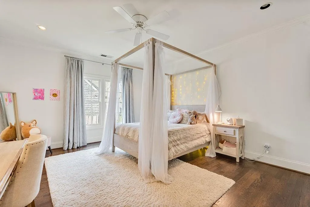 65 N Devereaux Court Nw, Atlanta, Georgia 30327, 6 Bedrooms Bedrooms, ,6 BathroomsBathrooms,Residential,Sold,65 N Devereaux Court Nw,7030837