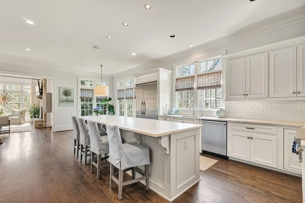 65 N Devereaux Court Nw, Atlanta, Georgia 30327, 6 Bedrooms Bedrooms, ,6 BathroomsBathrooms,Residential,Sold,65 N Devereaux Court Nw,7030837