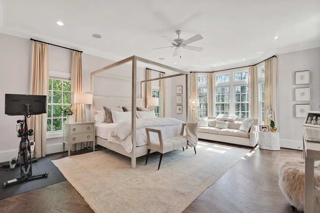 65 N Devereaux Court Nw, Atlanta, Georgia 30327, 6 Bedrooms Bedrooms, ,6 BathroomsBathrooms,Residential,Sold,65 N Devereaux Court Nw,7030837