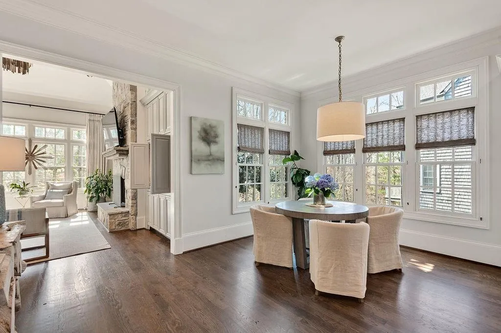 65 N Devereaux Court Nw, Atlanta, Georgia 30327, 6 Bedrooms Bedrooms, ,6 BathroomsBathrooms,Residential,Sold,65 N Devereaux Court Nw,7030837