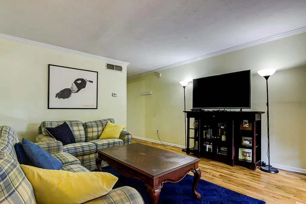 1150 Collier Road Nw Unit K6, Atlanta, Georgia 30318, 1 Bedroom Bedrooms, ,1 BathroomBathrooms,Residential,Sold,1150 Collier Road Nw Unit K6,5896576