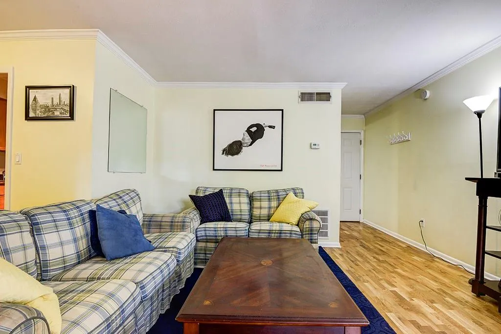 1150 Collier Road Nw Unit K6, Atlanta, Georgia 30318, 1 Bedroom Bedrooms, ,1 BathroomBathrooms,Residential,Sold,1150 Collier Road Nw Unit K6,5896576