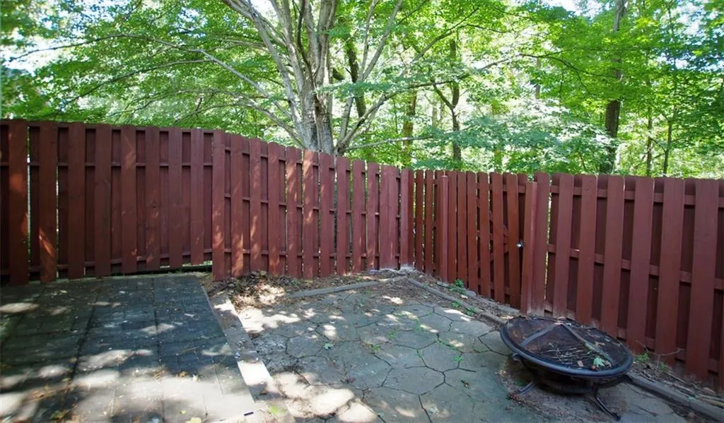 801 Brighton Point, Sandy Springs, Georgia 30328, 2 Bedrooms Bedrooms, ,2 BathroomsBathrooms,Residential,Sold,801 Brighton Point,5906723