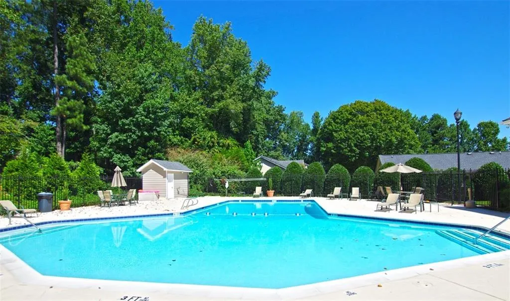 801 Brighton Point, Sandy Springs, Georgia 30328, 2 Bedrooms Bedrooms, ,2 BathroomsBathrooms,Residential,Sold,801 Brighton Point,5906723